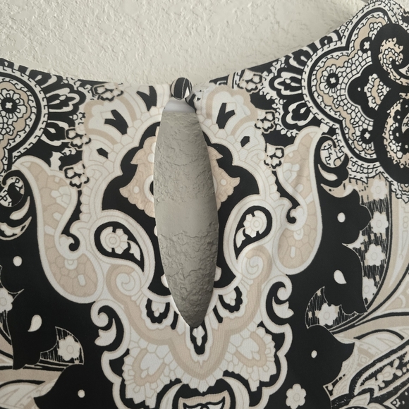 NWT INC 1X acemetrical hem long keyhole back boho dress - Picture 9 of 12